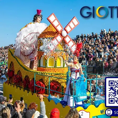 Spacieux 2p Centre Avec Terrasse, Clim Et Parking Privé - Fr-1-196-370 *